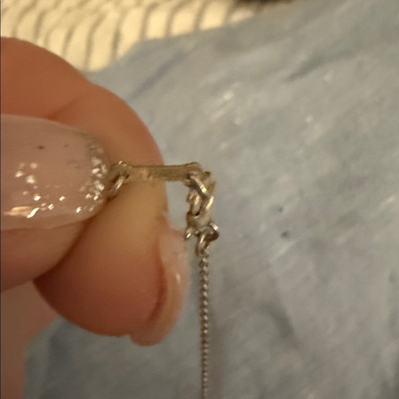 Elsa Peretti®
Teardrop Pendant - Picture 8 of 9